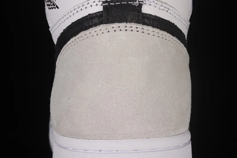 All categories Air Jordan Jordan series basketball shoes Air Jordan 1 High L version Air Jordan 1 High OG "Stage Haze" AJ1 Joe 1 black and gray toe 555088-108